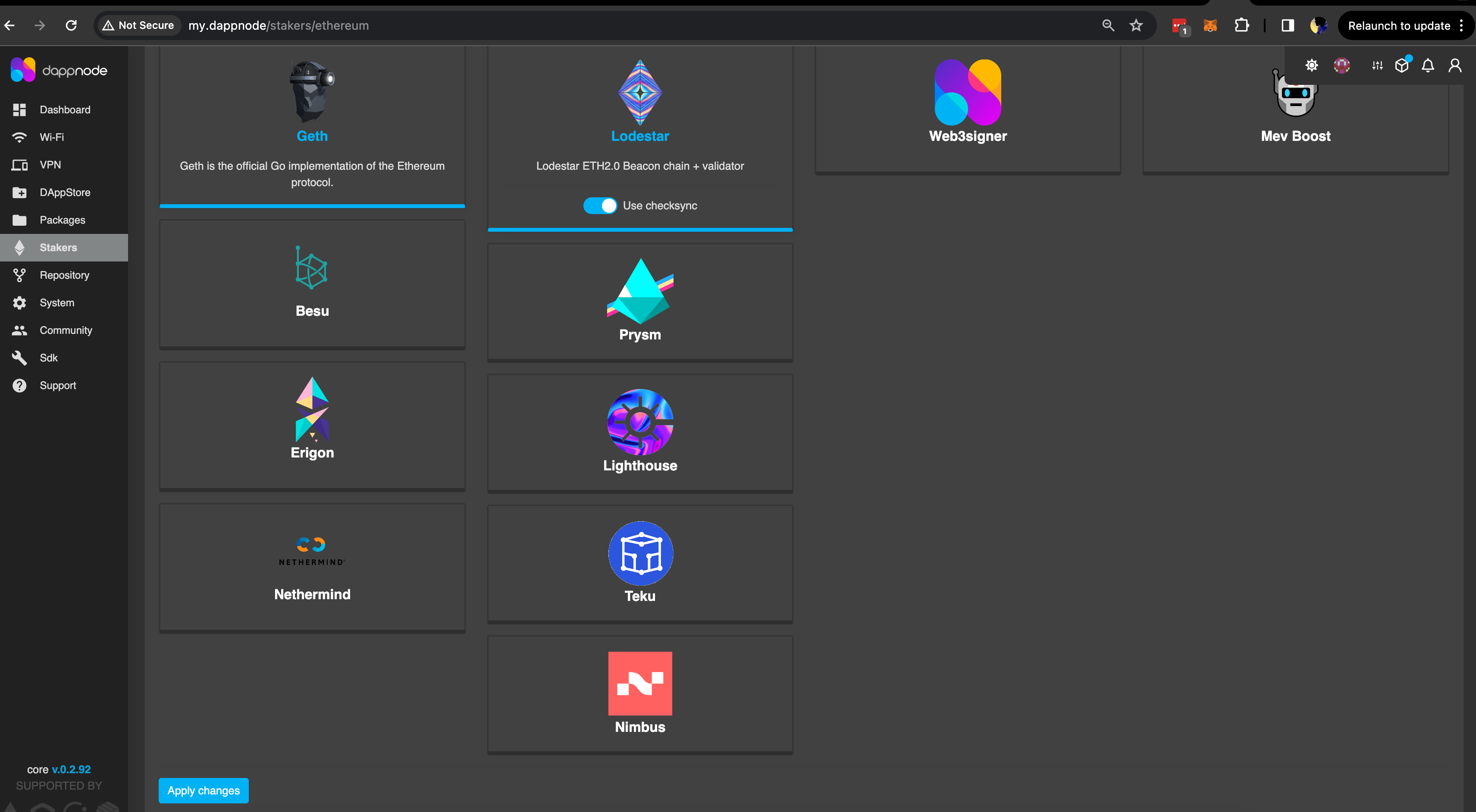 Screenshot: Click on the 'Stakers' tab on the left side, select an execution client (e.g. Geth) &amp; consensus client (e.g. Lodestar) &amp; click 'Apply changes'. This will start the syncing process…